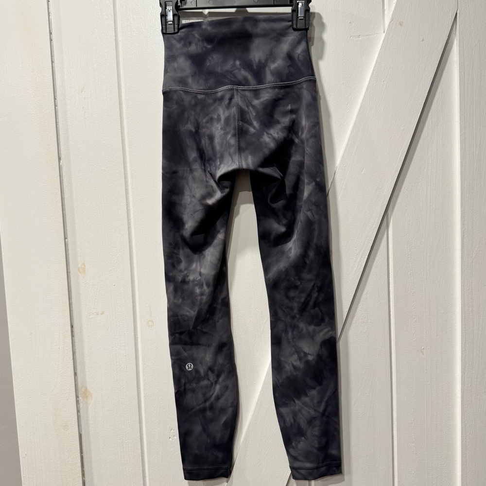 LULULEMON Athletica Align High-rise Diamond Dye Pitch Gray Leggings ~ Size 0 - Picture 2 of 7